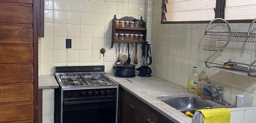 33 Orientales al 2000